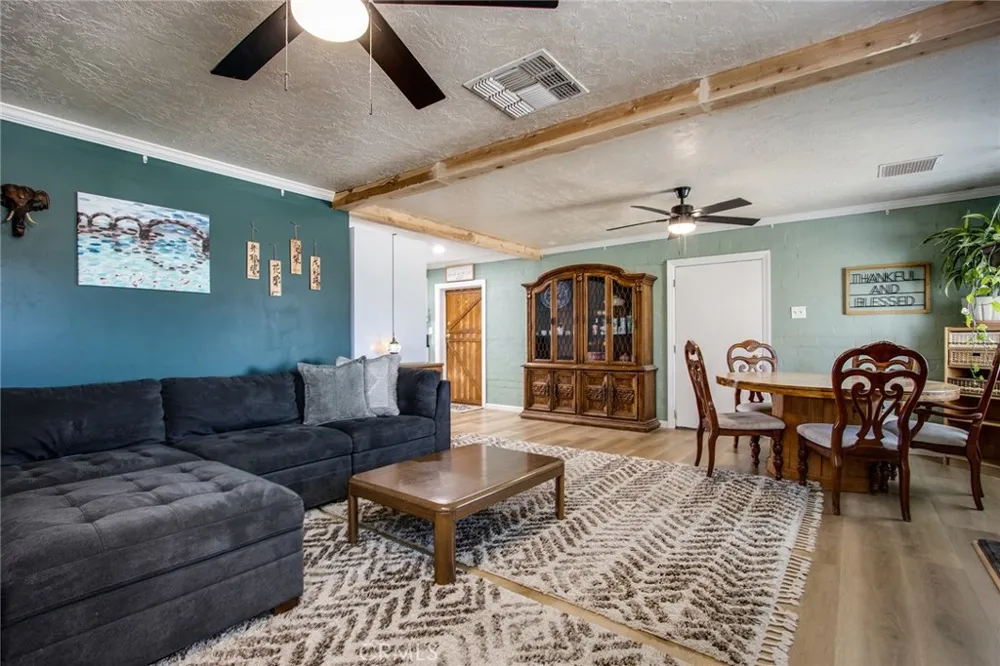 73292 Raymond Way 29 Palms, CA 92277