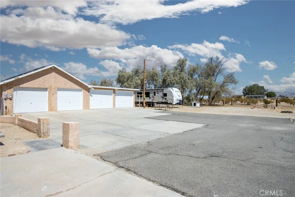 73292 Raymond Way 29 Palms, CA 92277