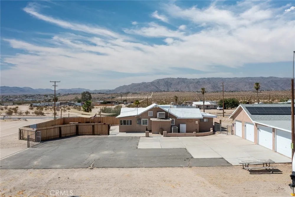 73292 Raymond Way 29 Palms, CA 92277