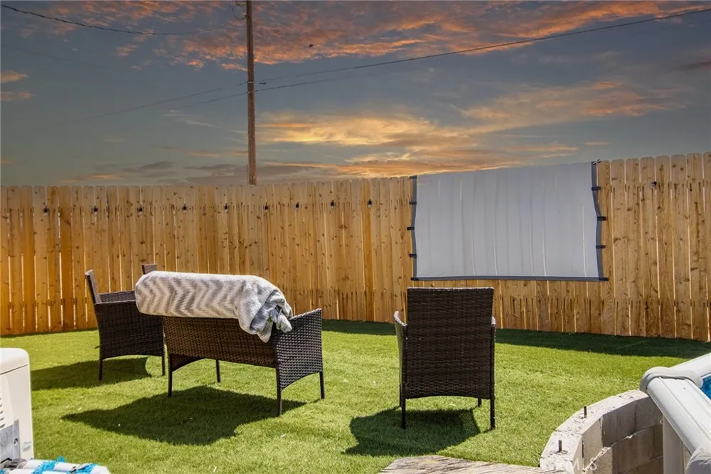 73292 Raymond Way 29 Palms, CA 92277