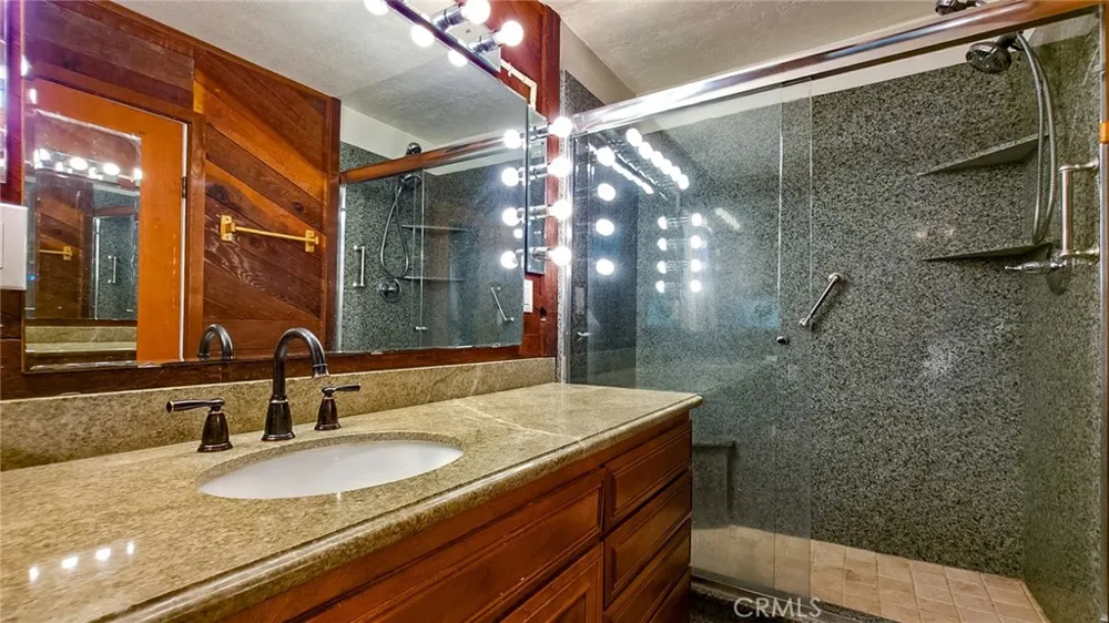 73292 Raymond Way 29 Palms, CA 92277