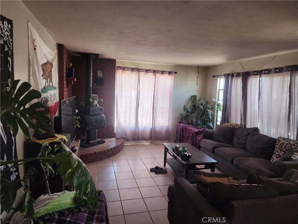 7791 Mariposa Trail Yucca Valley, CA 92284