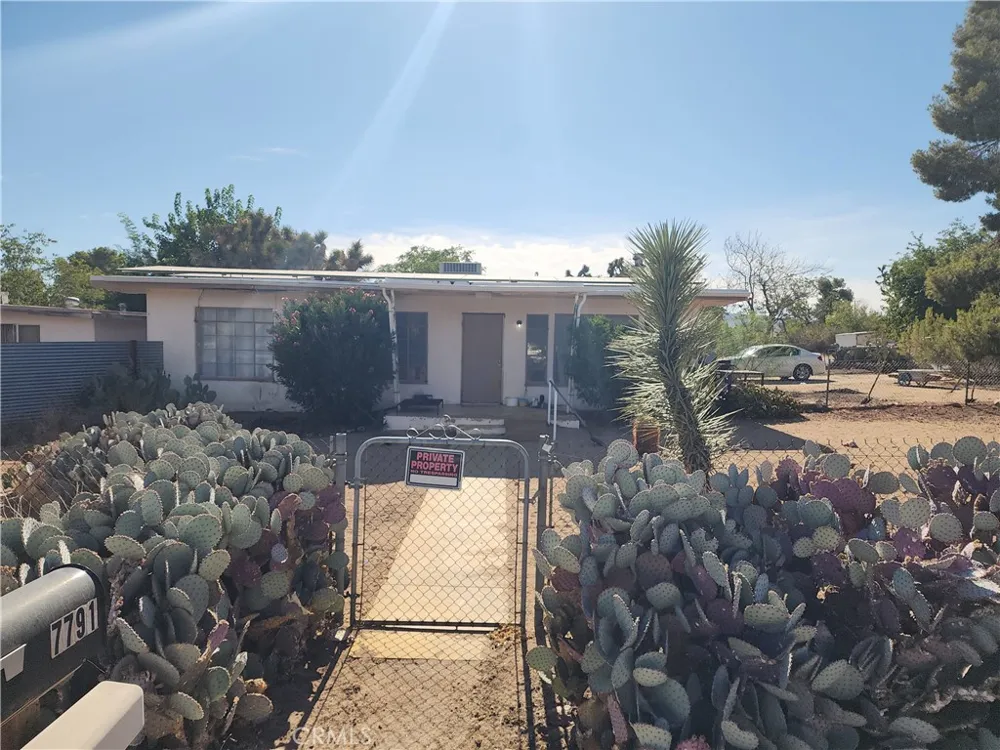7791 Mariposa Trail Yucca Valley, CA 92284