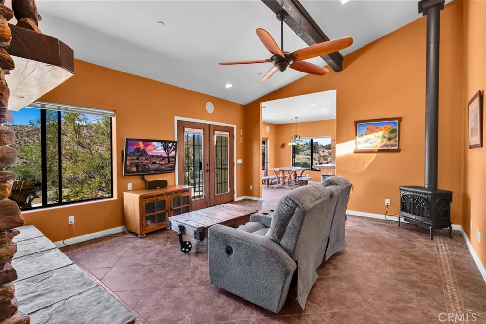 48620 Madison Road Pioneertown, CA 92268