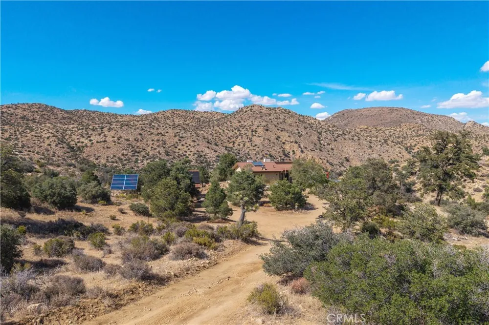 48620 Madison Road Pioneertown, CA 92268