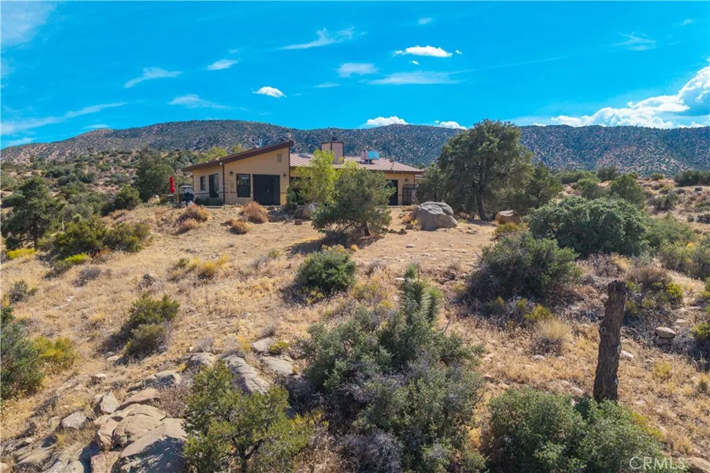 48620 Madison Road Pioneertown, CA 92268