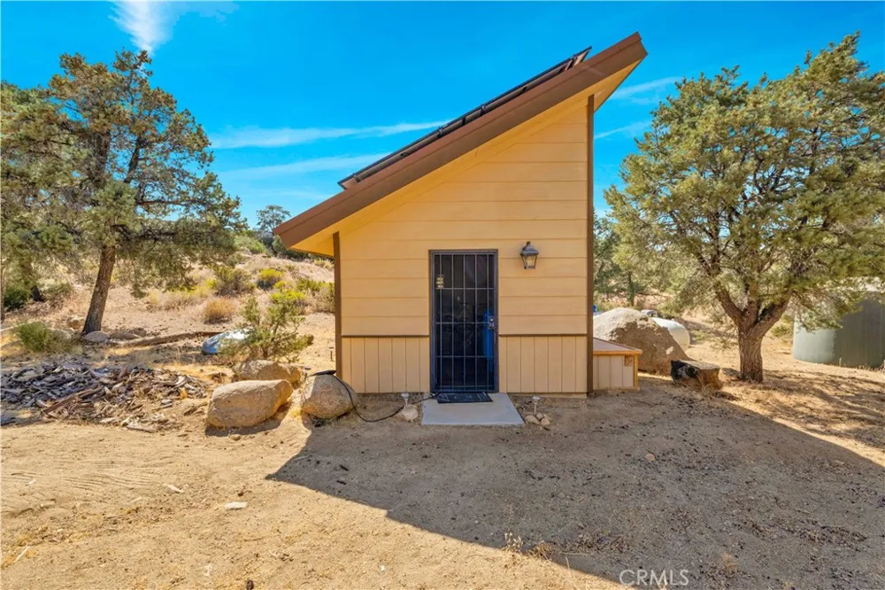 48620 Madison Road Pioneertown, CA 92268