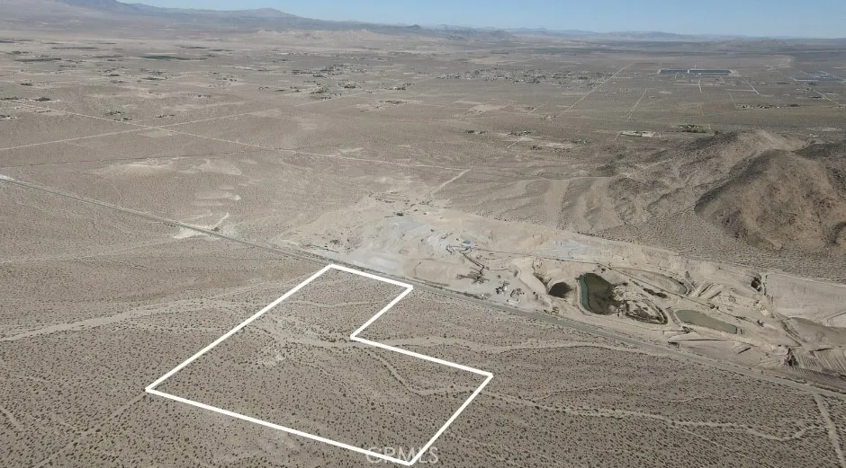 8840 Meridian Lucerne Valley, CA 92356