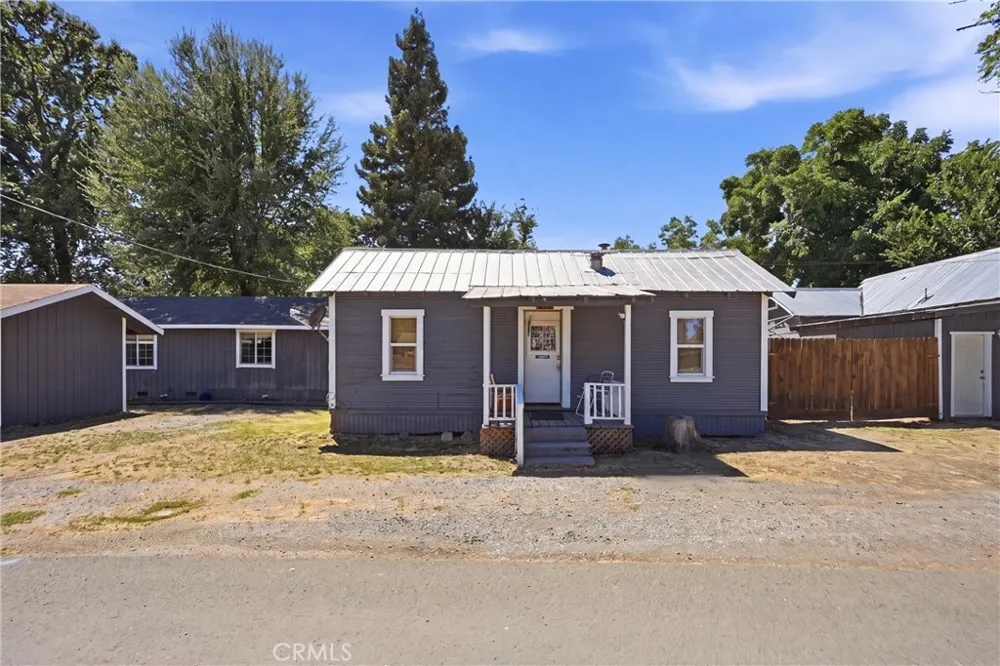 9645 Lee Upper Lake, CA 95485