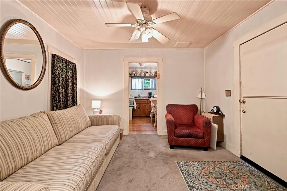 9645 Lee Upper Lake, CA 95485