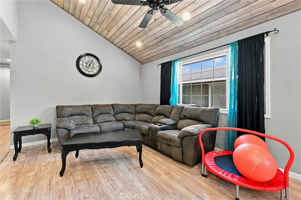 9645 Lee Upper Lake, CA 95485