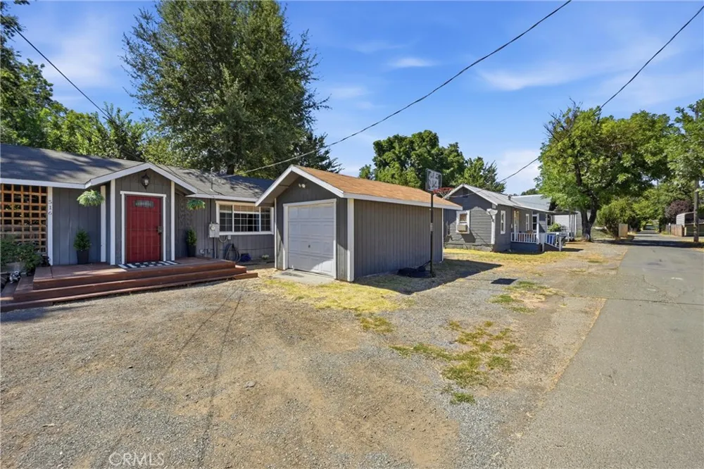 9645 Lee Upper Lake, CA 95485