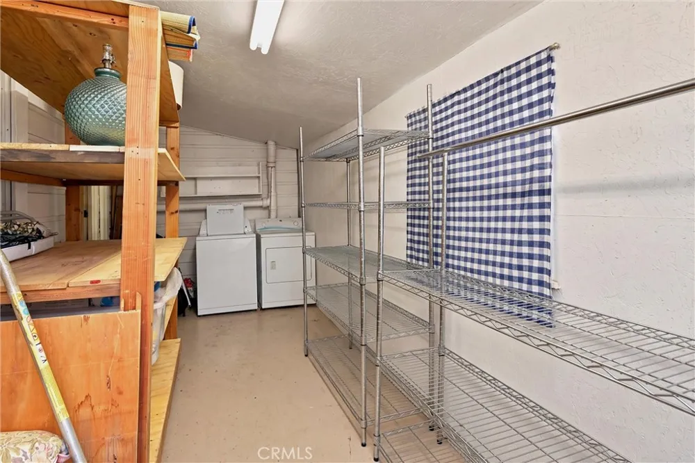 9645 Lee Upper Lake, CA 95485