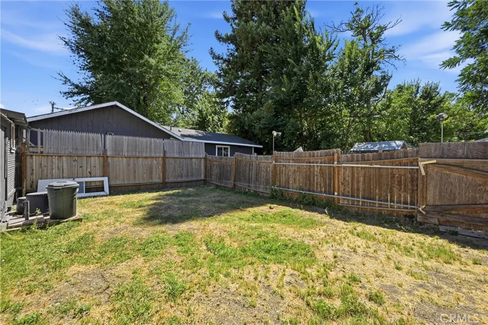 9645 Lee Upper Lake, CA 95485