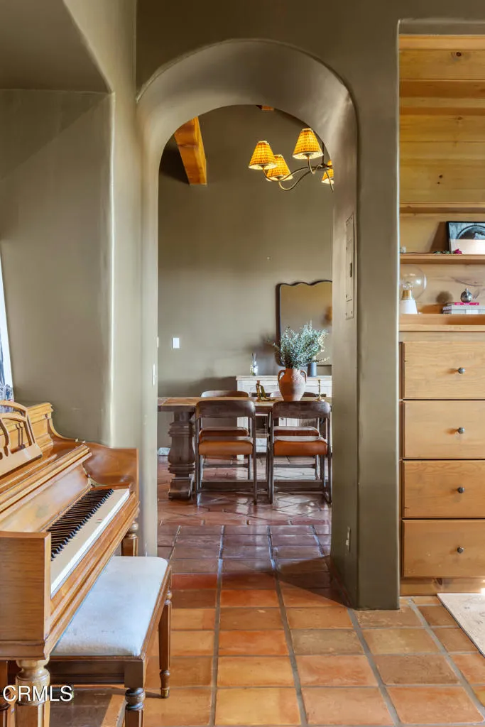 2830 Calzada Avenue Santa Ynez, CA 93460