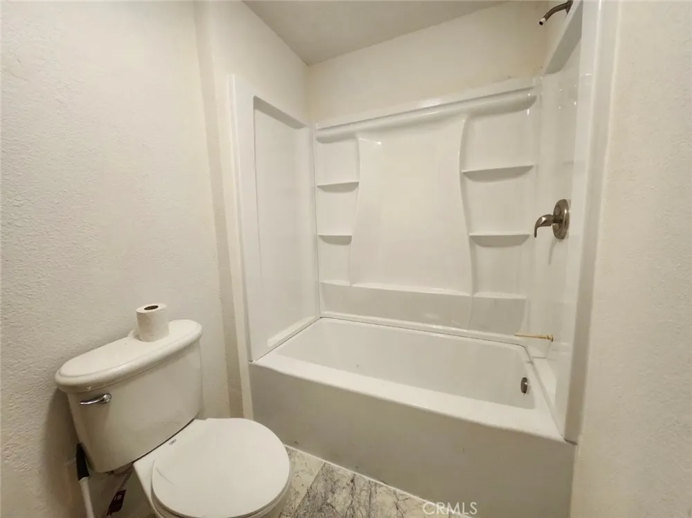 3770 Oakland Avenue Clearlake, CA 95422