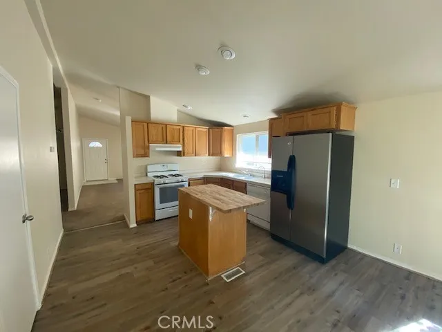 19167 Deer Hill Road Hidden Valley Lake, CA 95467
