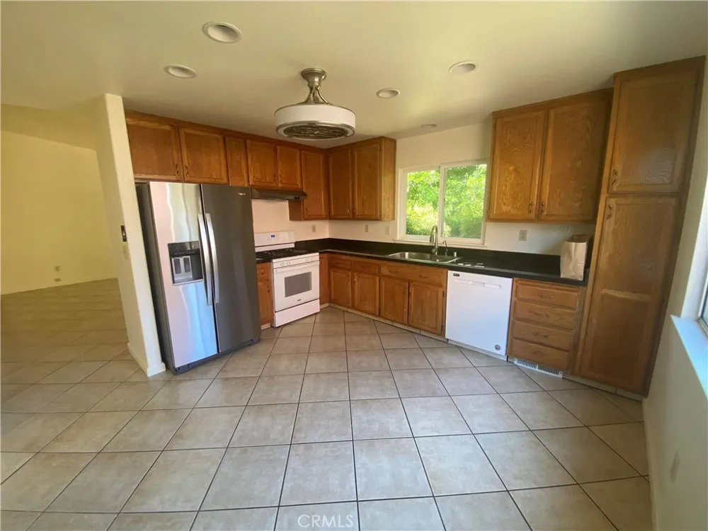 16756 Greenridge Hidden Valley Lake, CA 95467