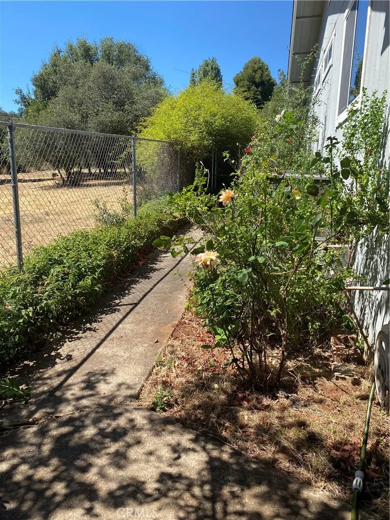 16756 Greenridge Hidden Valley Lake, CA 95467