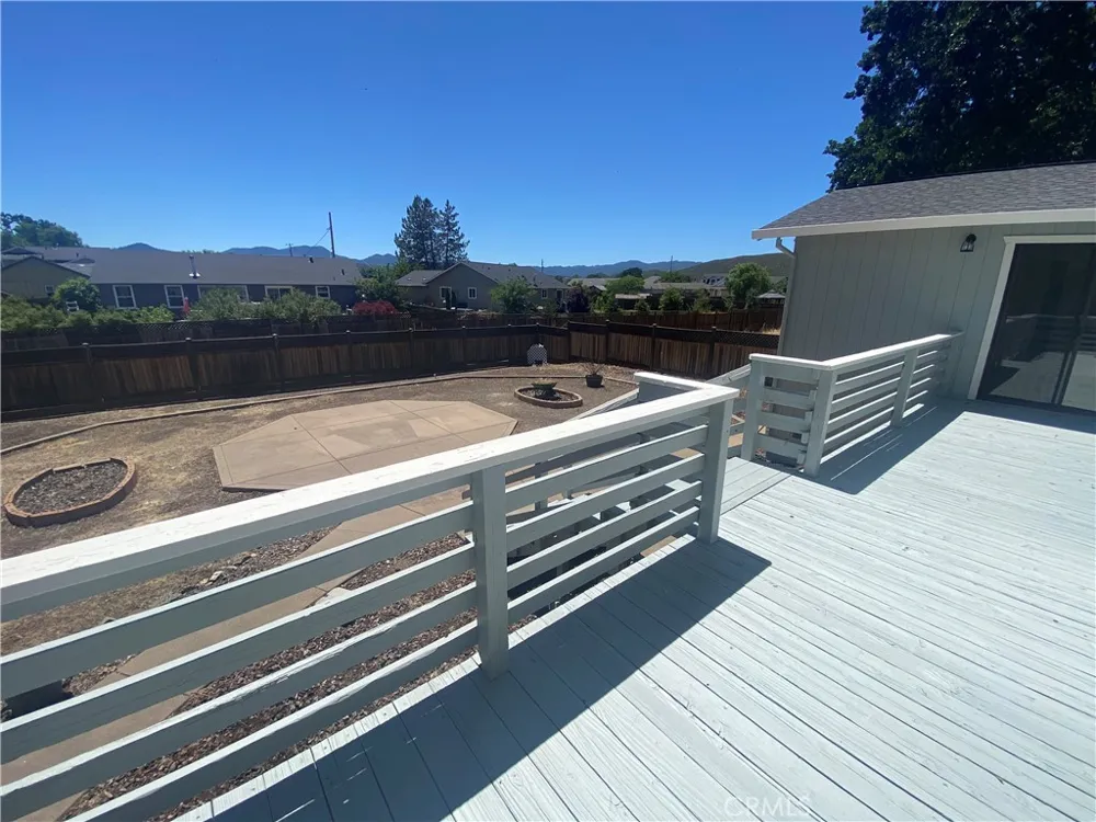 19491 Mountain Meadow S Hidden Valley Lake, CA 95467