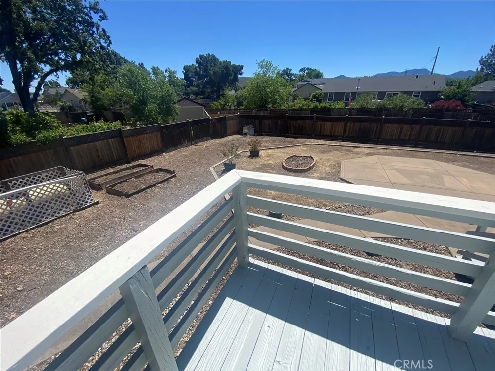 19491 Mountain Meadow S Hidden Valley Lake, CA 95467