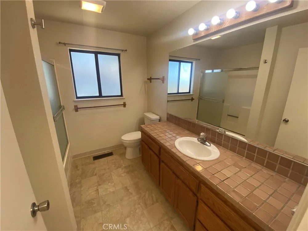 19491 Mountain Meadow S Hidden Valley Lake, CA 95467