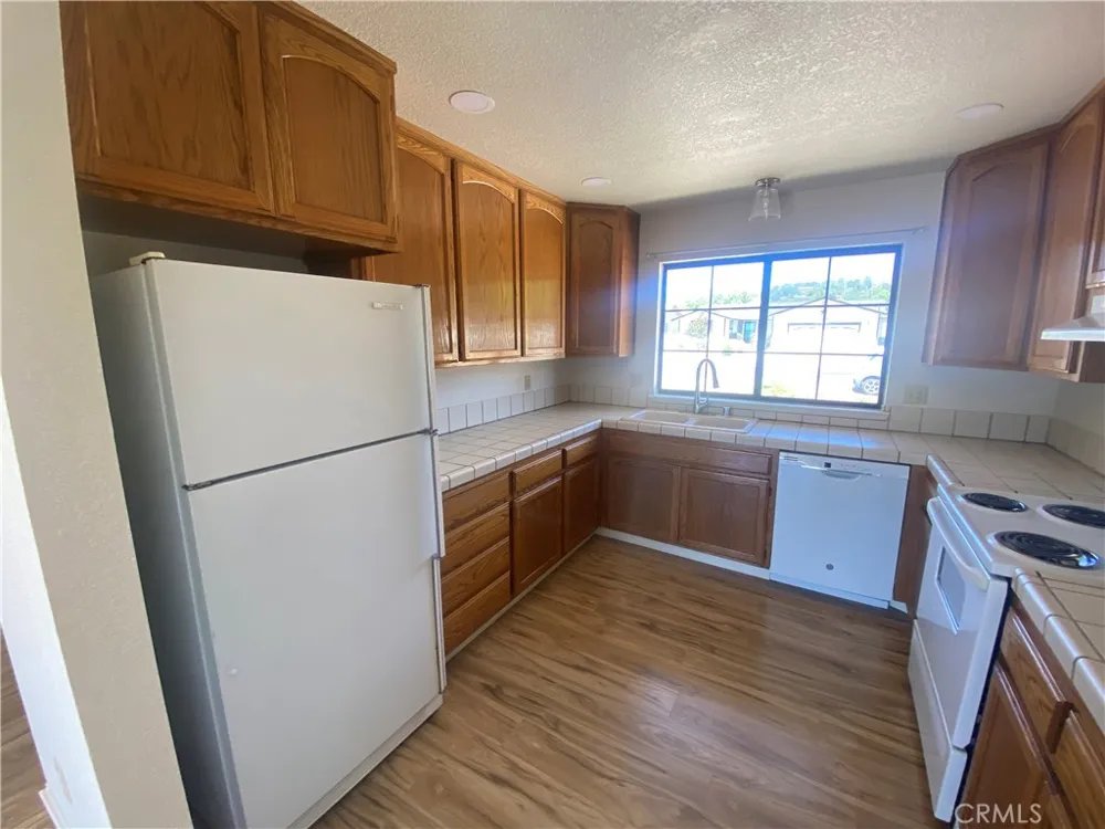 19491 Mountain Meadow S Hidden Valley Lake, CA 95467