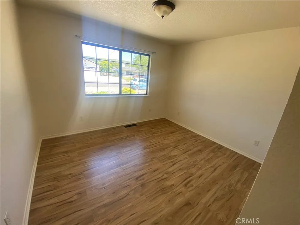 19491 Mountain Meadow S Hidden Valley Lake, CA 95467