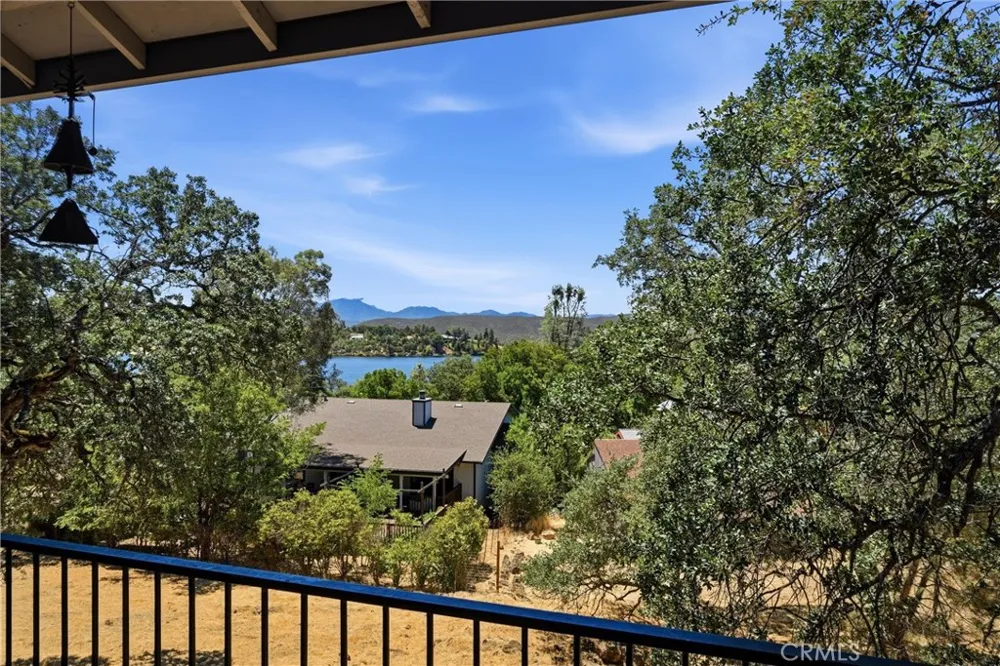 18649 Deer Hill Hidden Valley Lake, CA 95467
