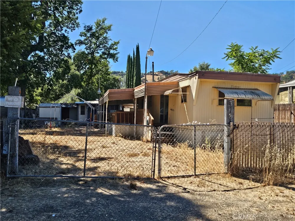 365 Butler Clearlake Oaks, CA 95423