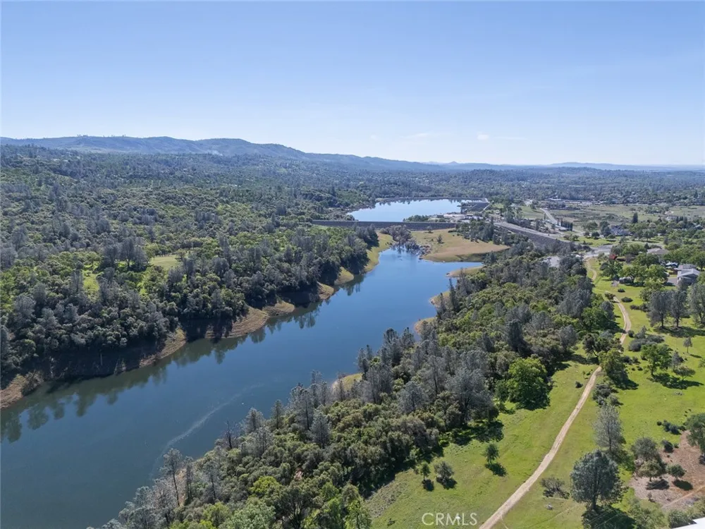 11 Cove Court Oroville, CA 95966