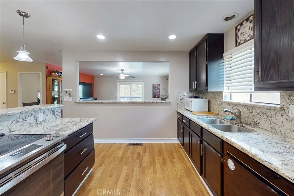 11 Cove Court Oroville, CA 95966