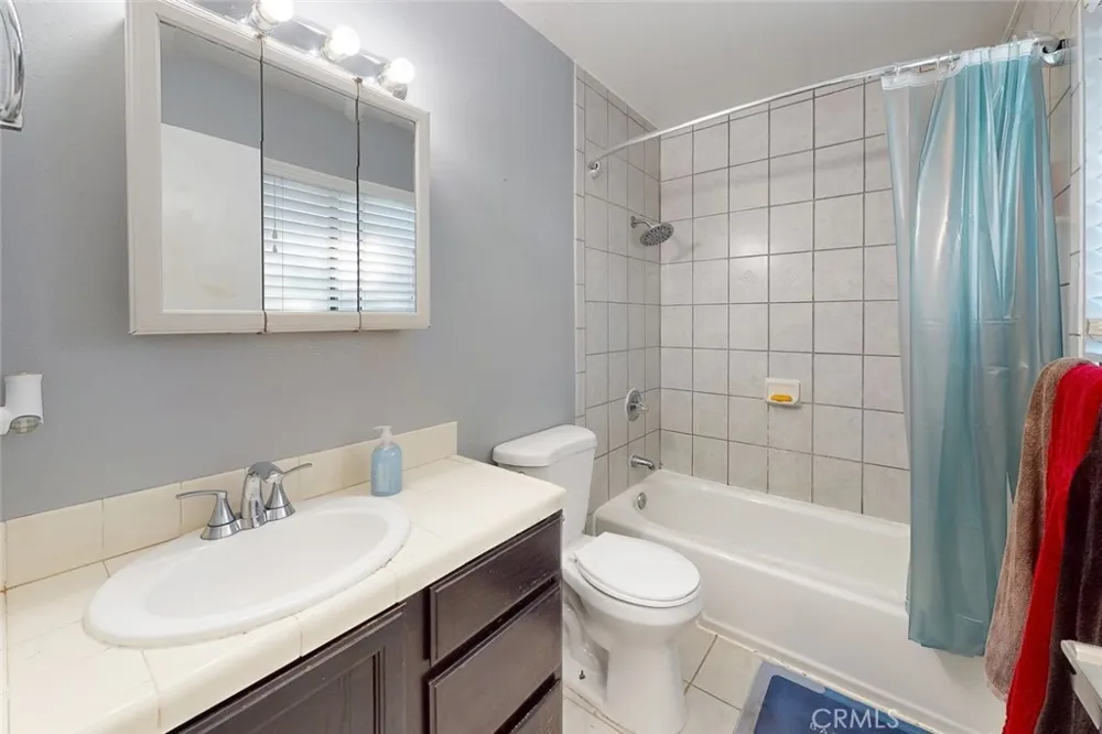 11 Cove Court Oroville, CA 95966