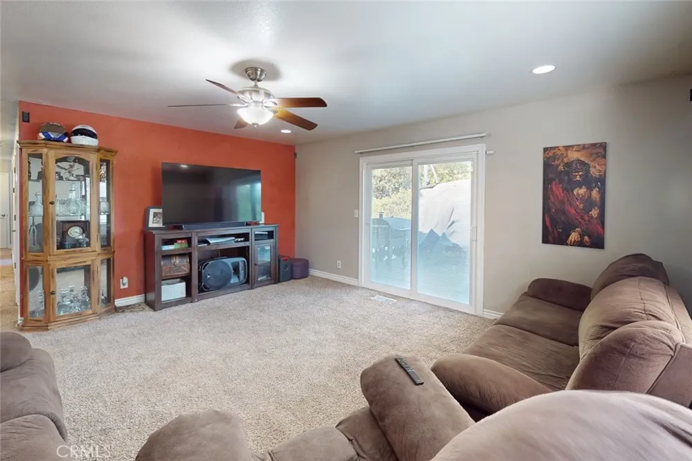 11 Cove Court Oroville, CA 95966