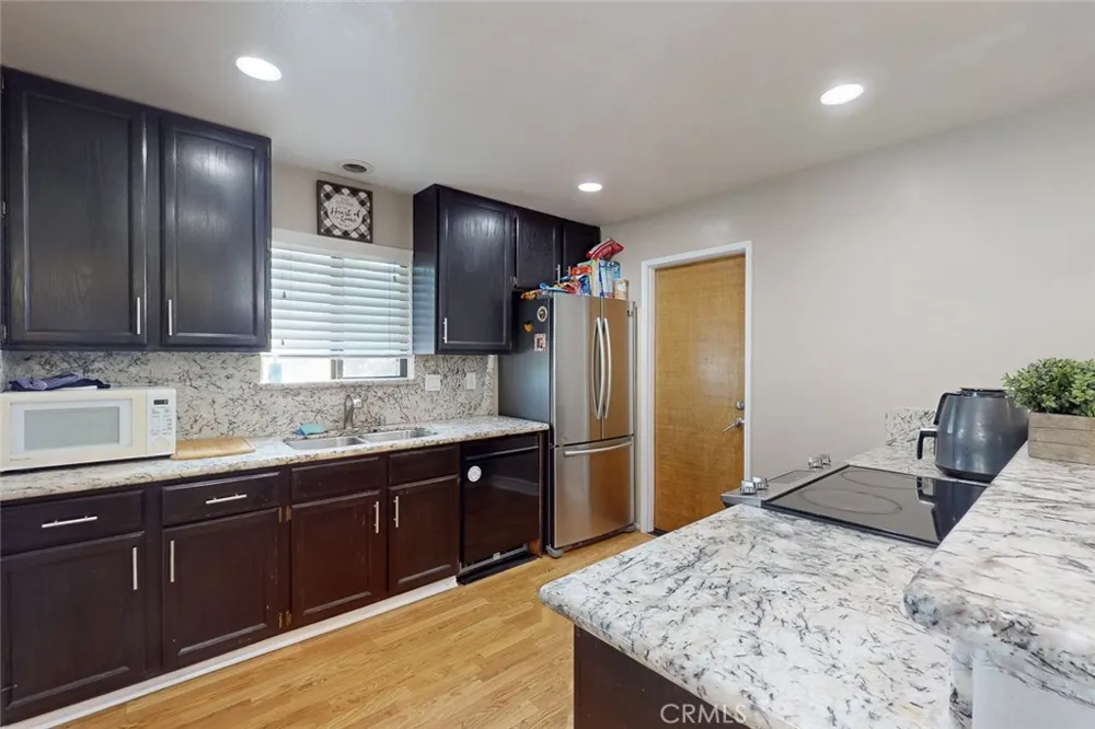 11 Cove Court Oroville, CA 95966