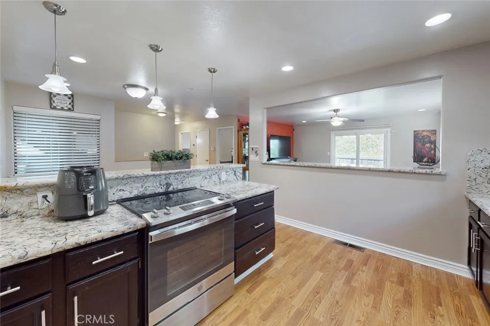11 Cove Court Oroville, CA 95966