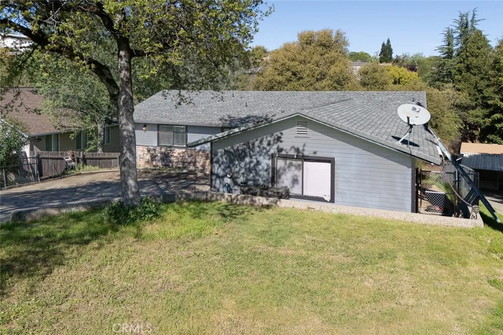 11 Cove Court Oroville, CA 95966