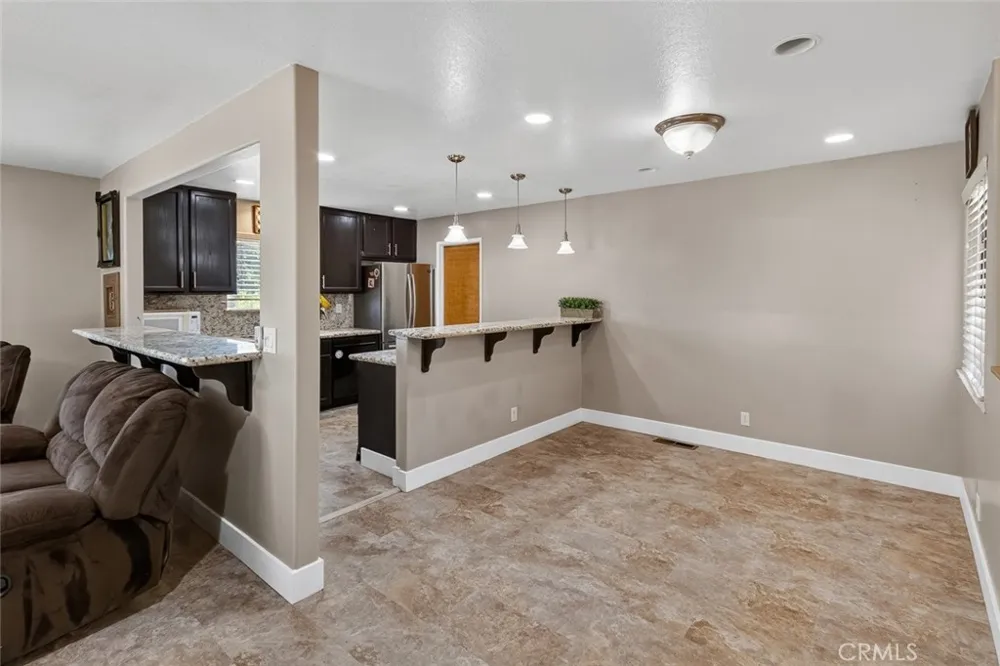 11 Cove Court Oroville, CA 95966