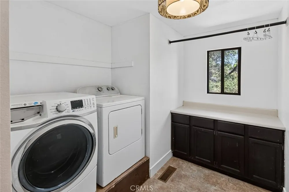 11 Cove Court Oroville, CA 95966