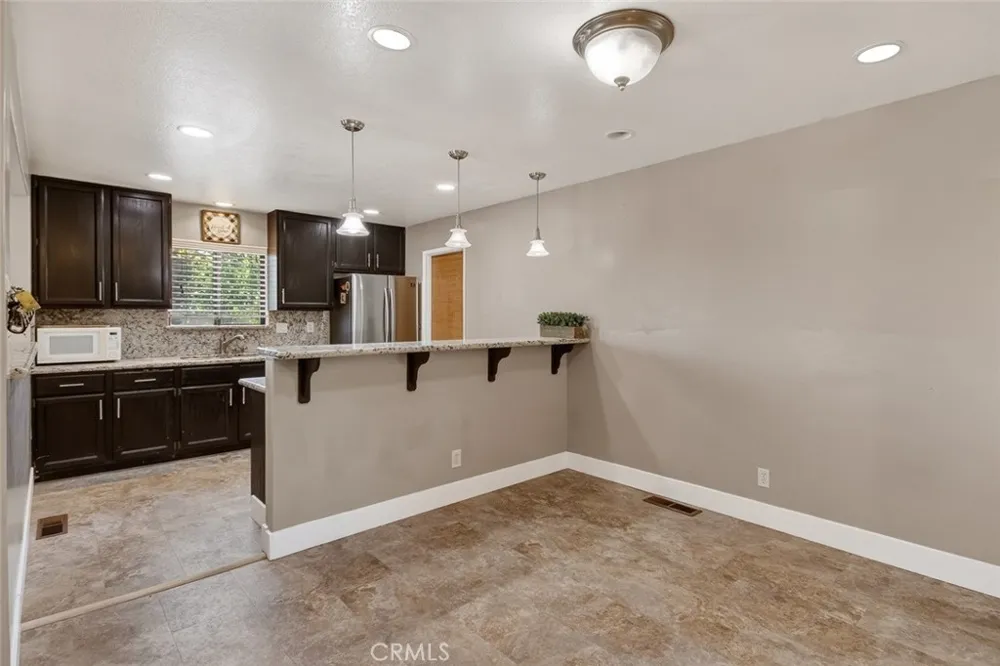11 Cove Court Oroville, CA 95966