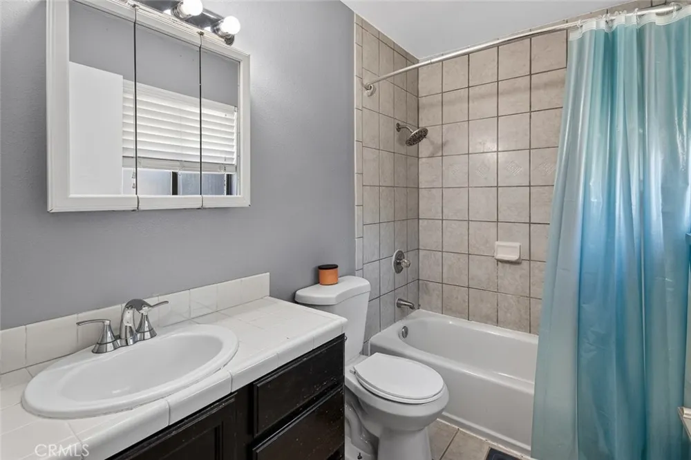 11 Cove Court Oroville, CA 95966