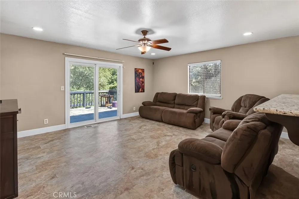 11 Cove Court Oroville, CA 95966