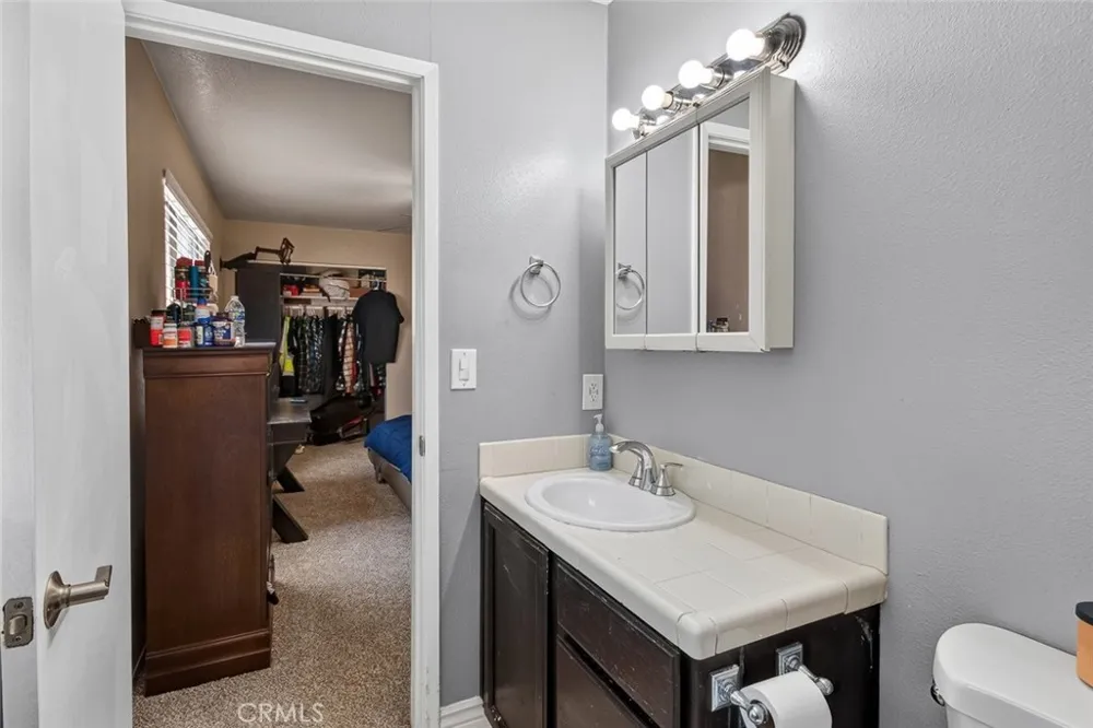 11 Cove Court Oroville, CA 95966