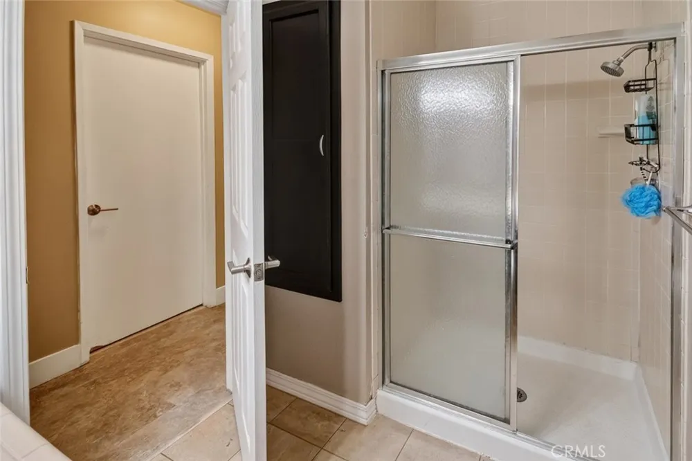 11 Cove Court Oroville, CA 95966