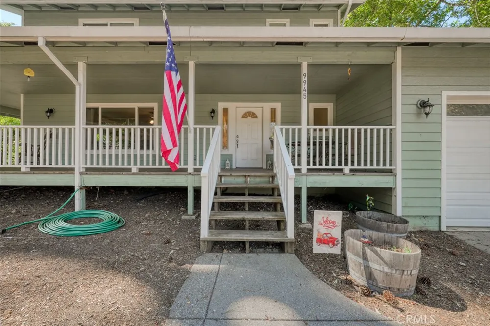 9945 Meadow Cobb, CA 95426
