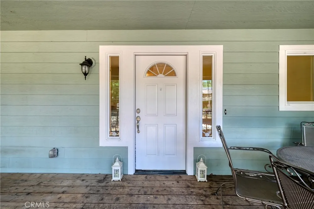 9945 Meadow Cobb, CA 95426