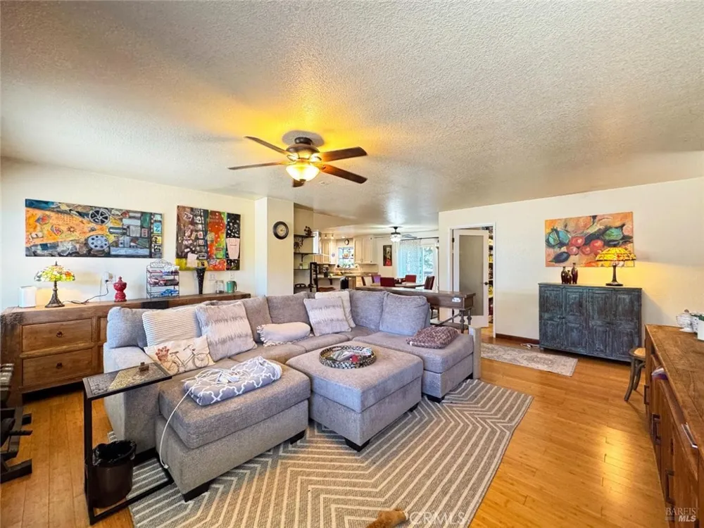26851 Hawk Drive Willits, CA 95490