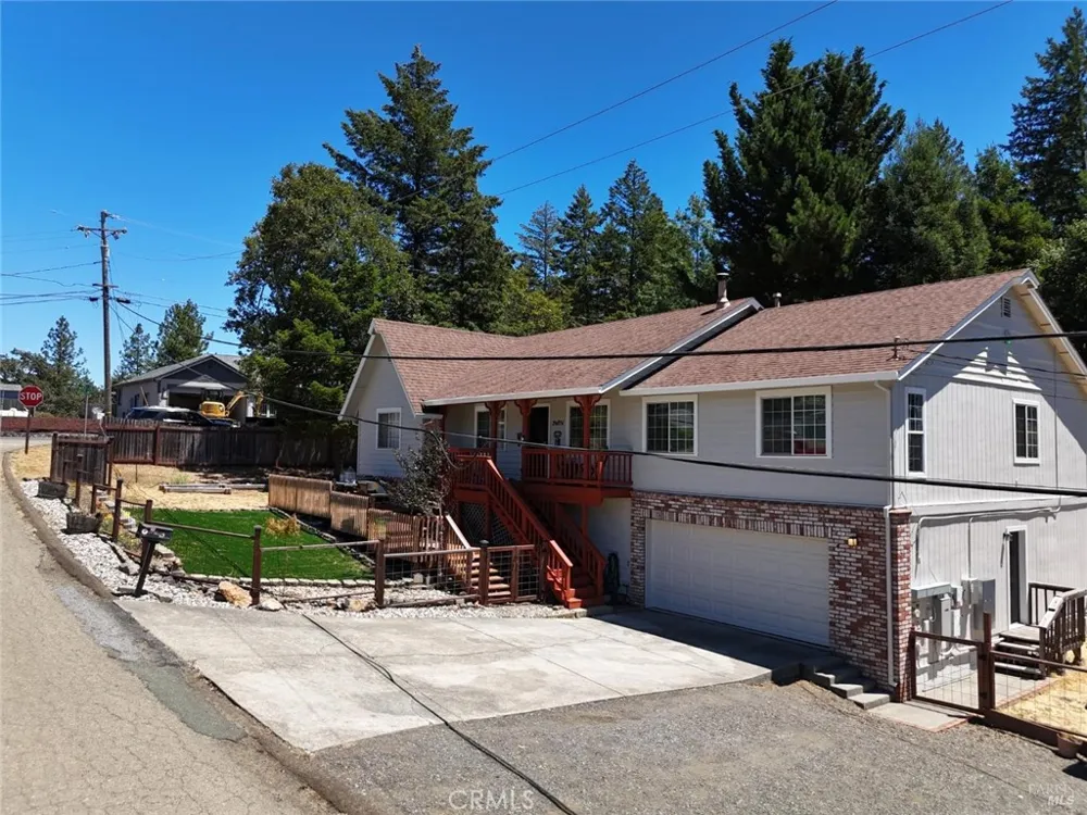 26851 Hawk Drive Willits, CA 95490