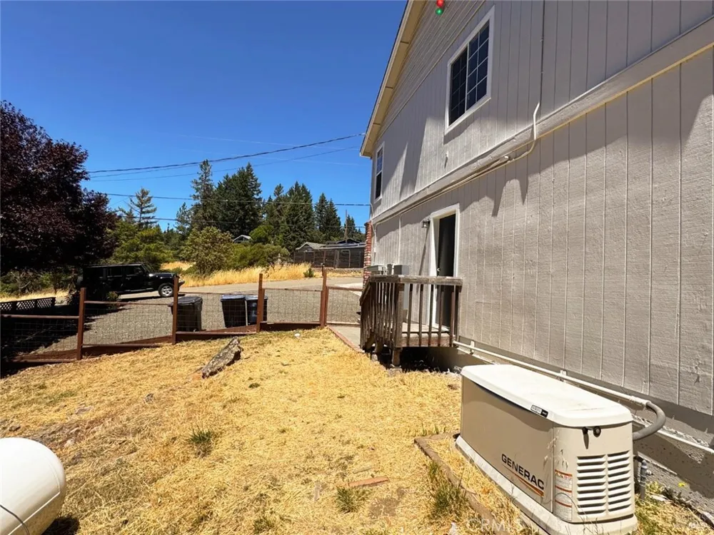 26851 Hawk Drive Willits, CA 95490