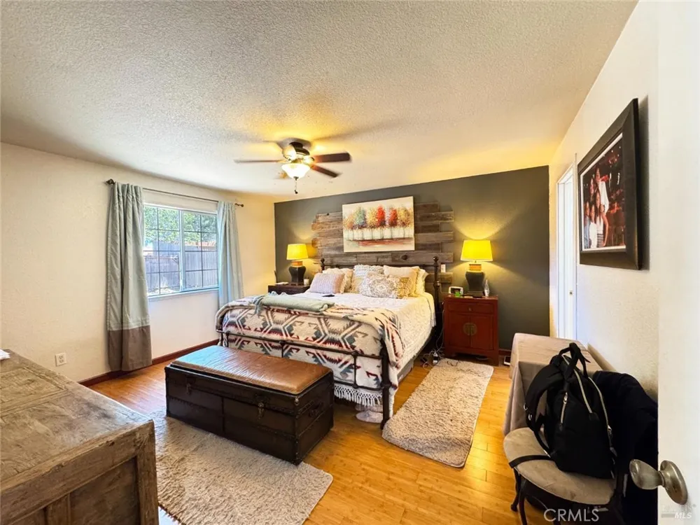 26851 Hawk Drive Willits, CA 95490